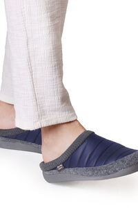 Toni Pons Chinelo para homem estilo tamanco feito de feltro e tecido acolchoado