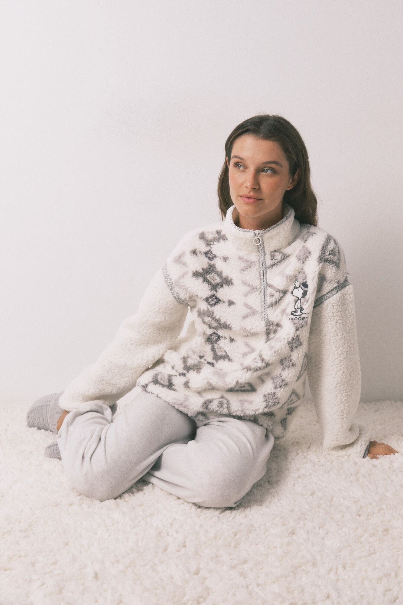 Women'secret Snupi duga jagnjeće krzno i flis duga pidžama 