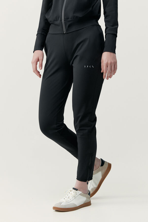 Born Living Yoga Jogger Airla Black negro