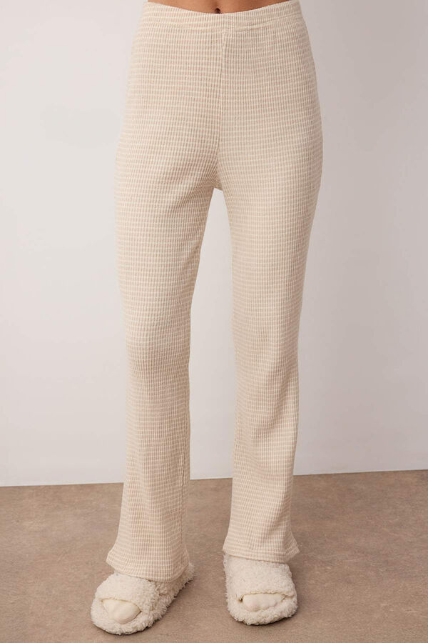 Trendyol Conjunto pijama canal&eacute; c&aacute;rdigan y pantal&oacute;n beige