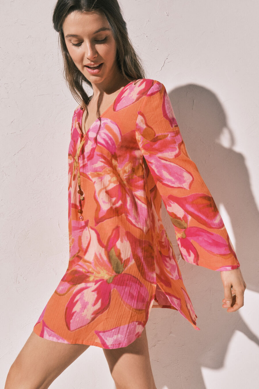 Vestido túnica corta estampado maxi floral