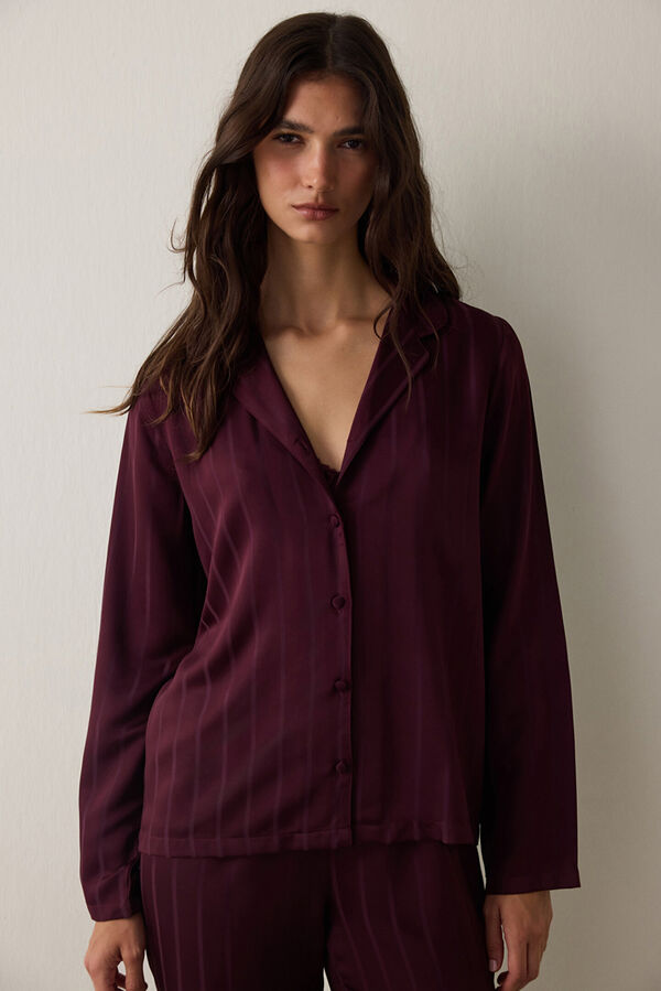 Penti Conjunto de camisa y pantal&oacute;n de sat&eacute;n granate burdeos