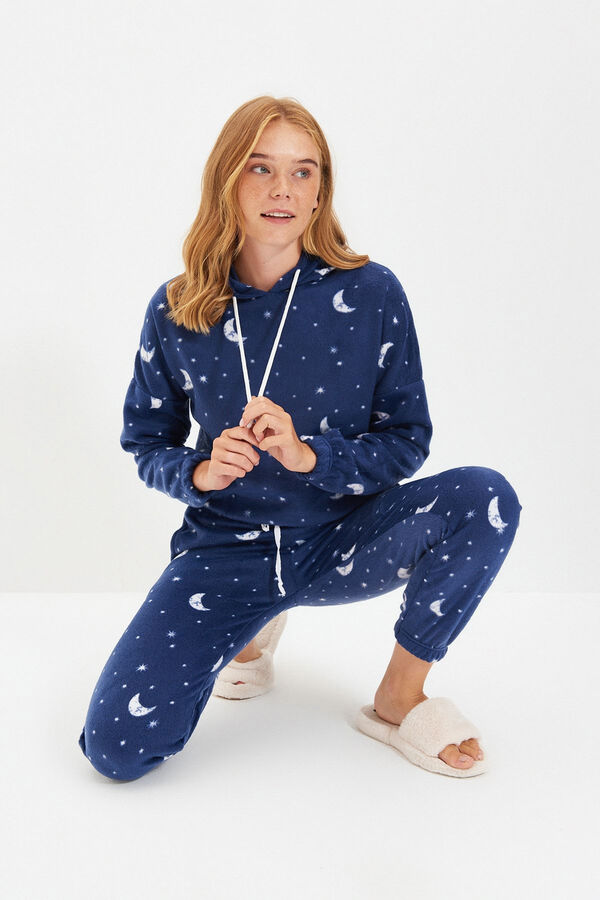 Trendyol Conjunto pijama polar capucha azul galaxia azul