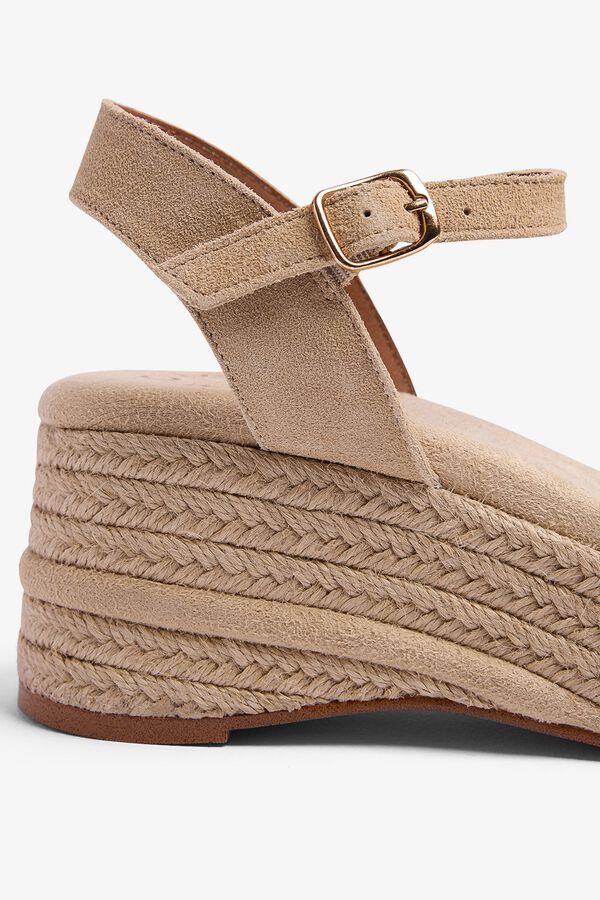 Popa Cu&ntilde;a baja Meri Serraje beige