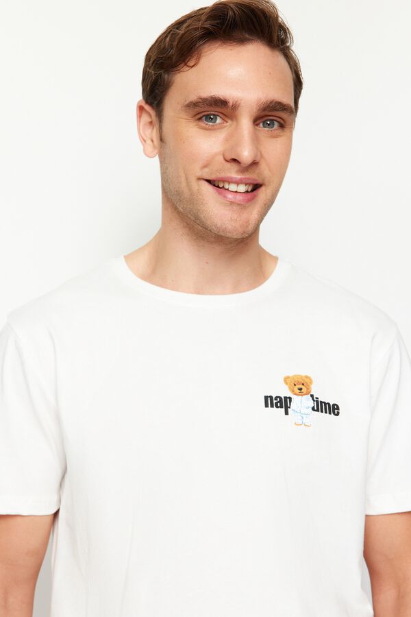 Trendyol Conjunto de pijama corto rayas marfil