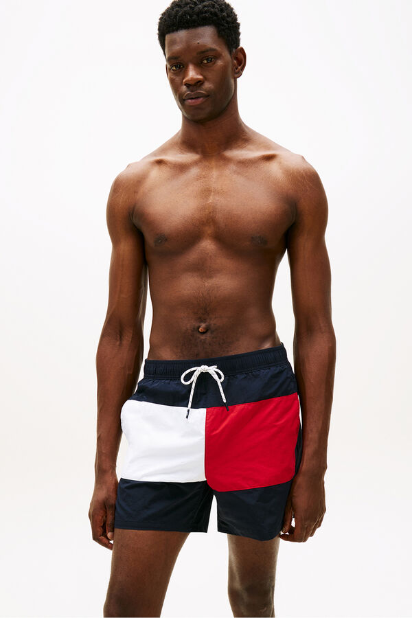Tommy Hilfiger Cal&ccedil;&otilde;es de banho cl&aacute;ssicos para homem estampado bandeira Tommy azul