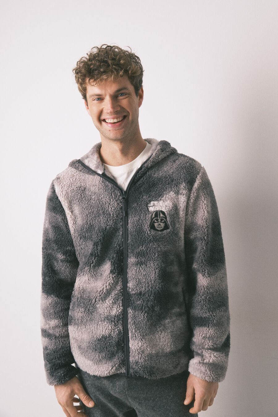 Bata corta hombre borreguito gris Star Wars