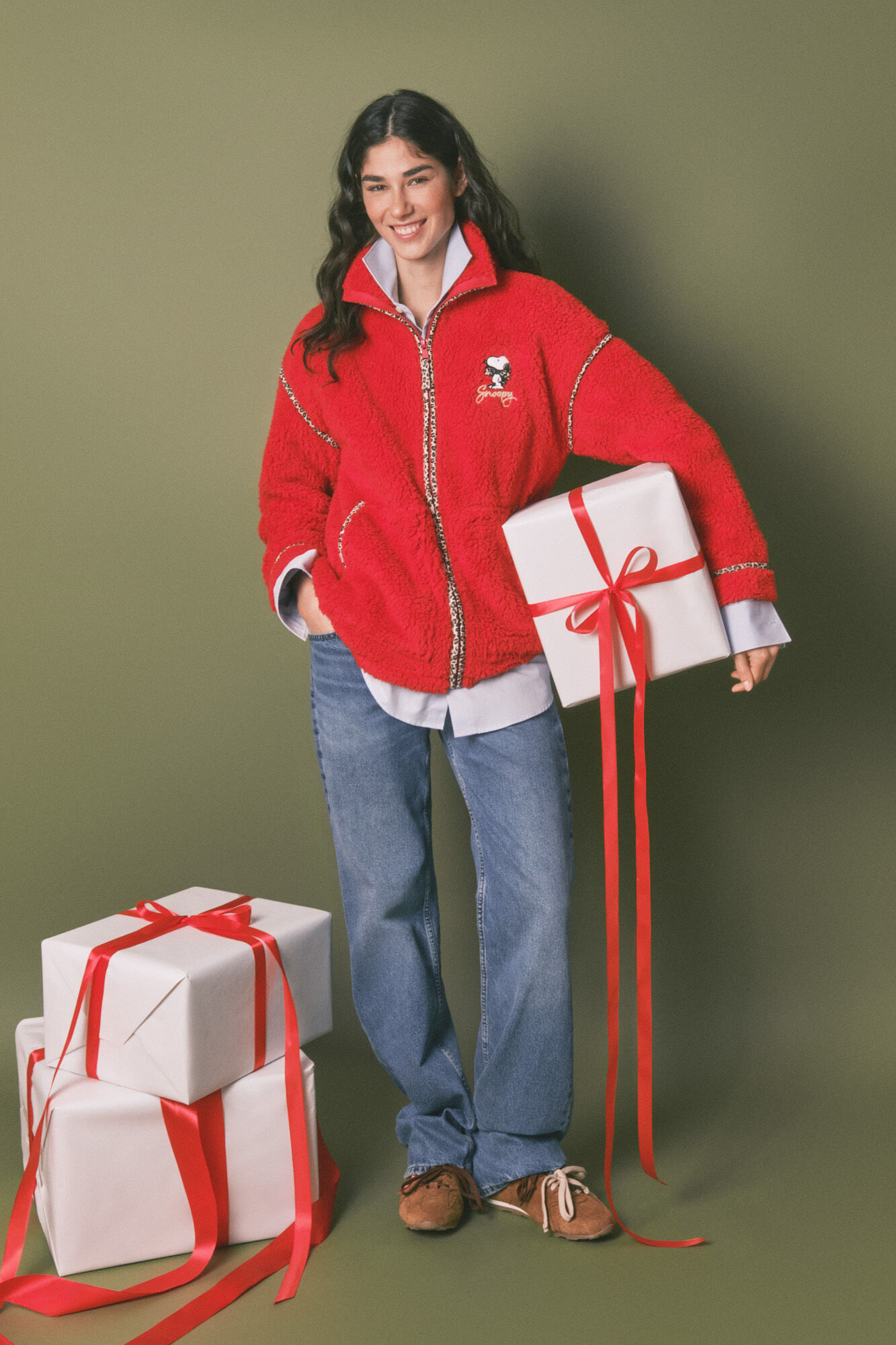 Women'secret Kućni ogrtač crveni ogrtač od ovčije kože sa Snupi vez