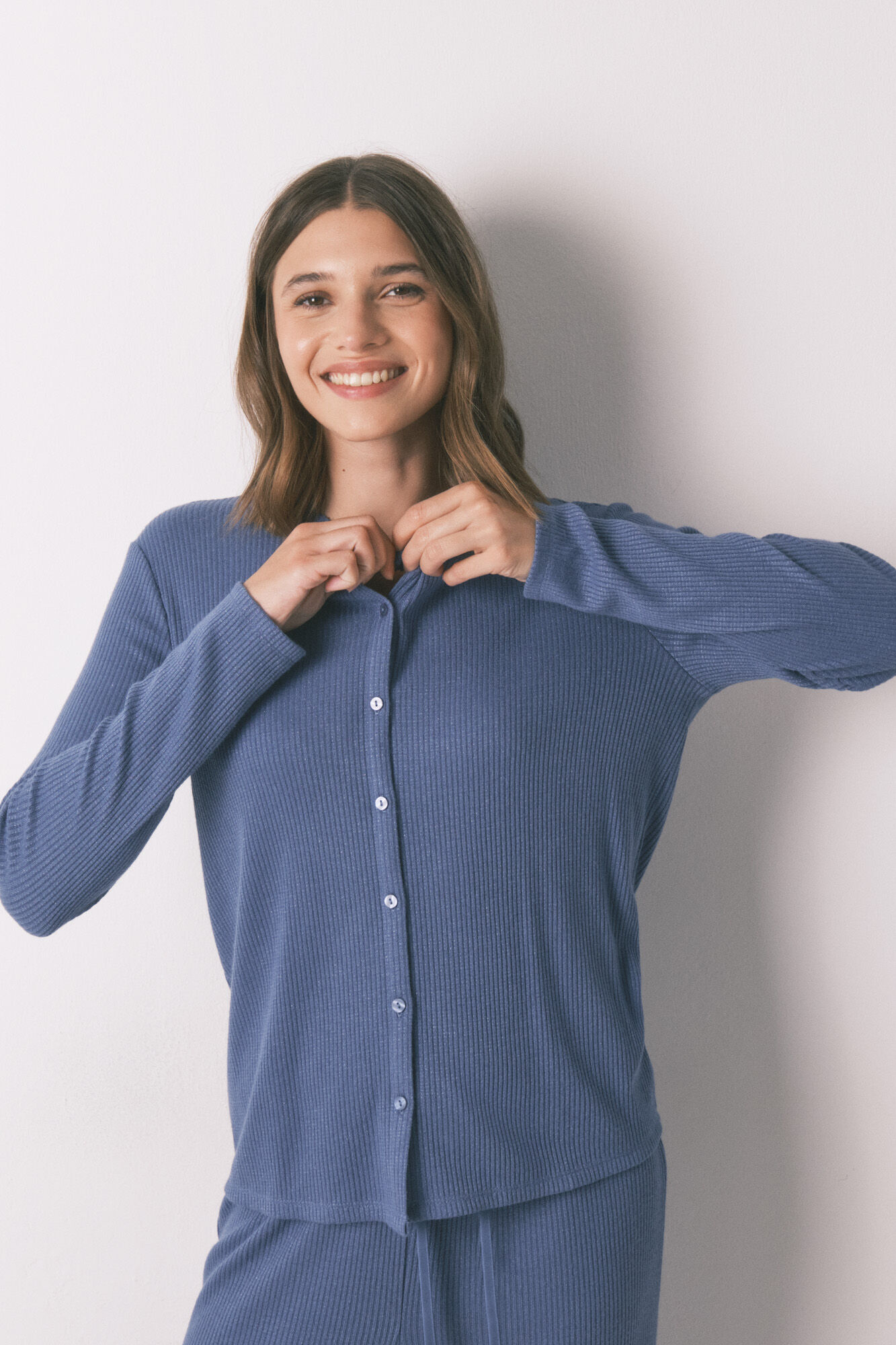 Women'secret Dugi pli&scaron;ani pidžama sa sjajnim plavim učinkom