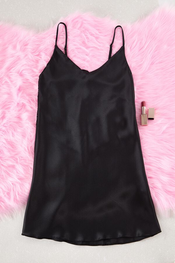 Trendyol Camis&oacute;n lencero satinado encaje negro