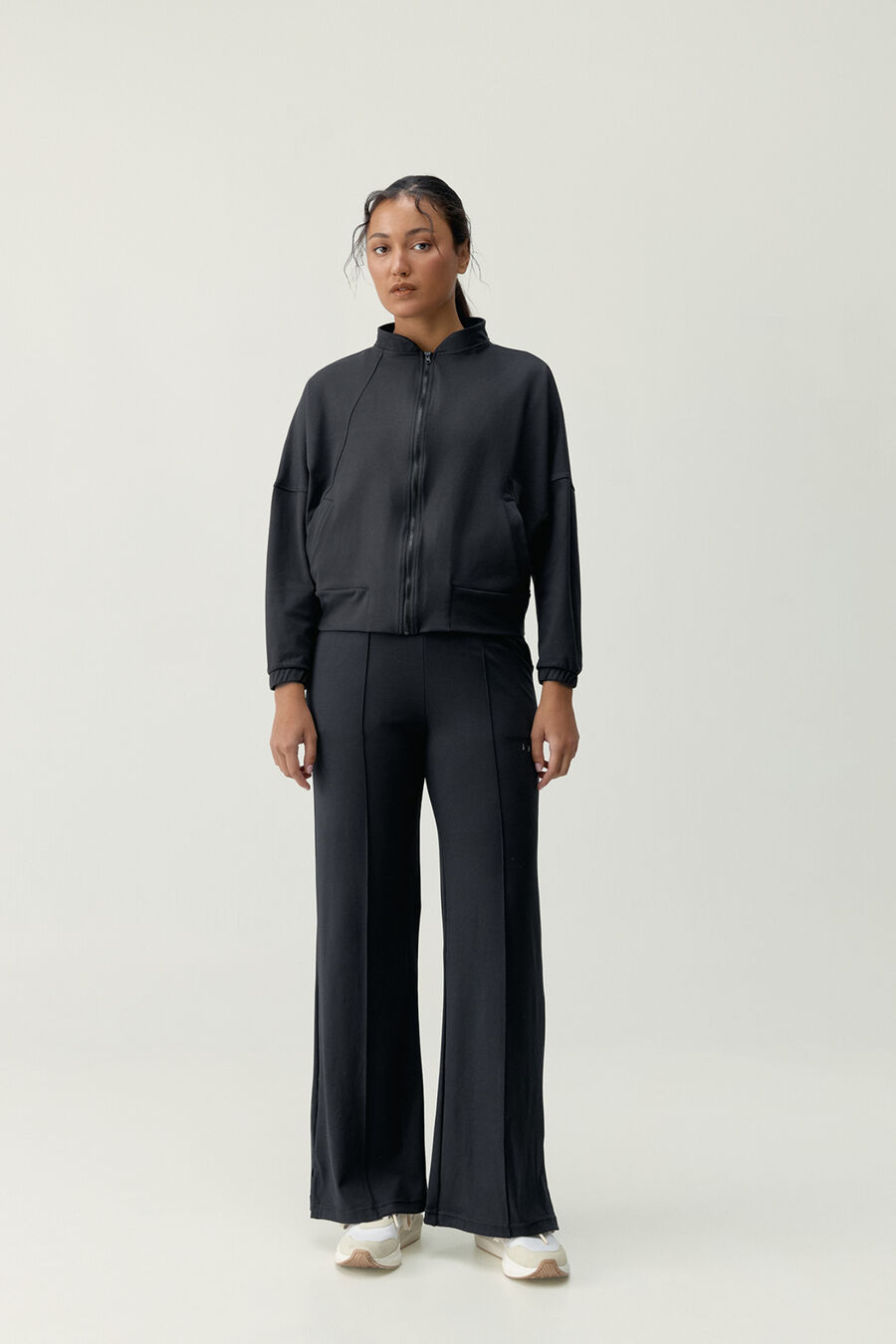 Pantalón deportivo Leila Negro