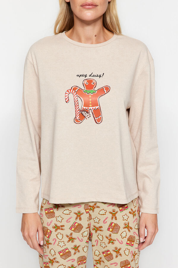 Trendyol Conjunto pijama Galleta jengibre Navidad beige amarillo