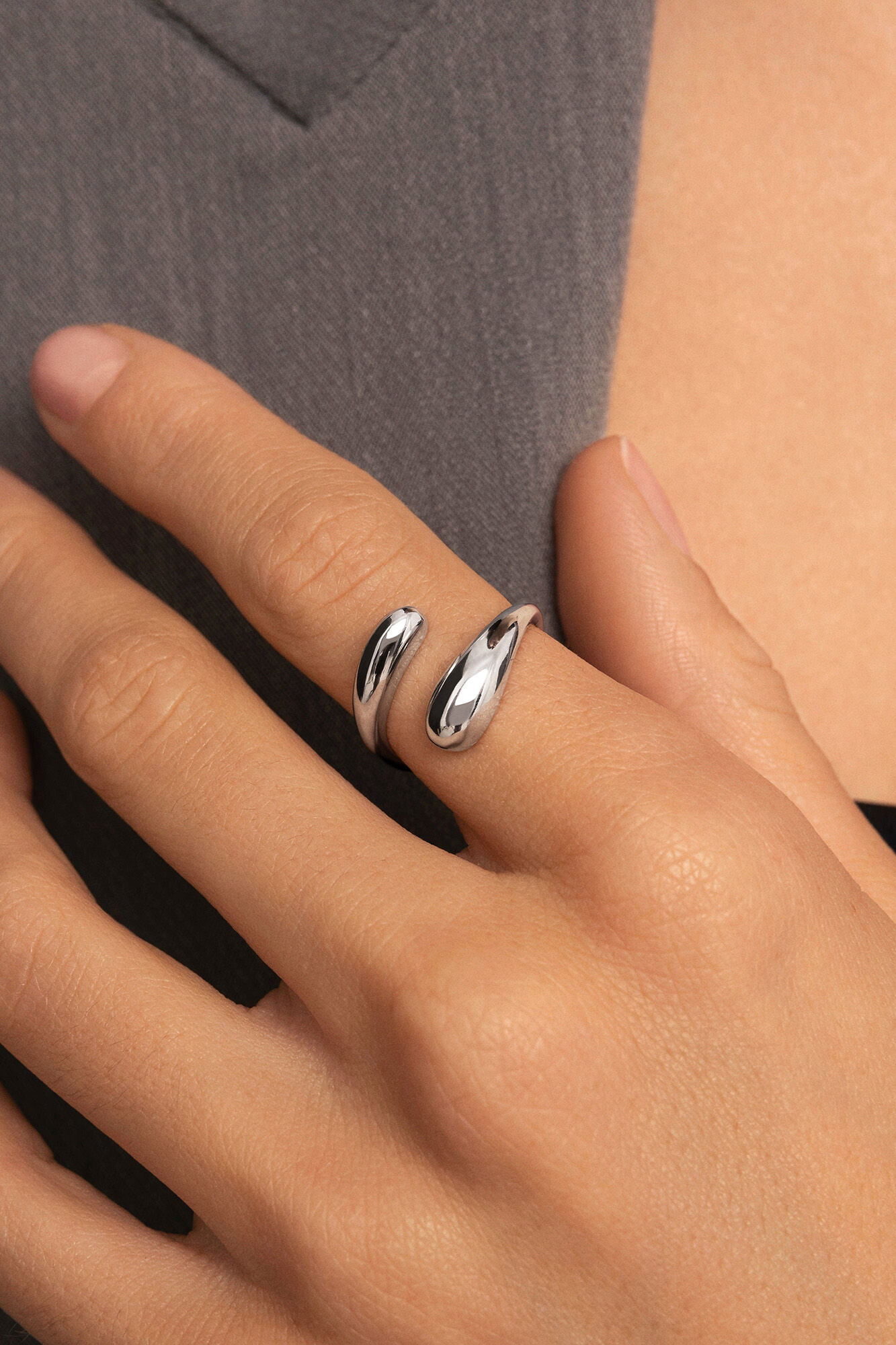 Singularu Anillo Abbraccio