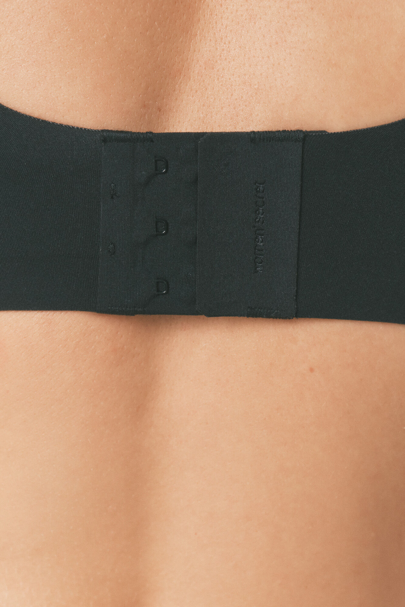 Women'secret &Aacute;LMODOZ&Oacute; fekete mikrosz&aacute;las melltart&oacute;