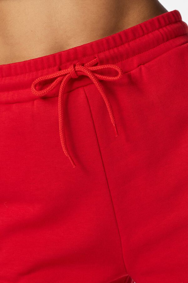 Pieces Ch&aacute;ndal corto jogger rojo