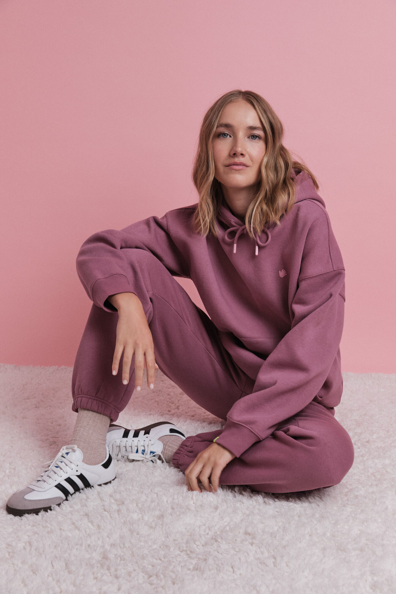 HI&BYE Cal&ccedil;a jogger de pel&uacute;cia rosa claro