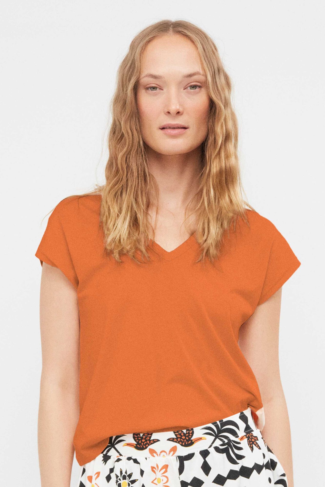 Gisela Camiseta manga sisa sat&eacute;n