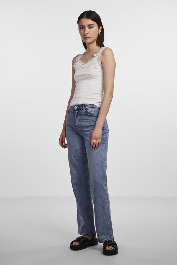 Pieces Top with lace detail blanc