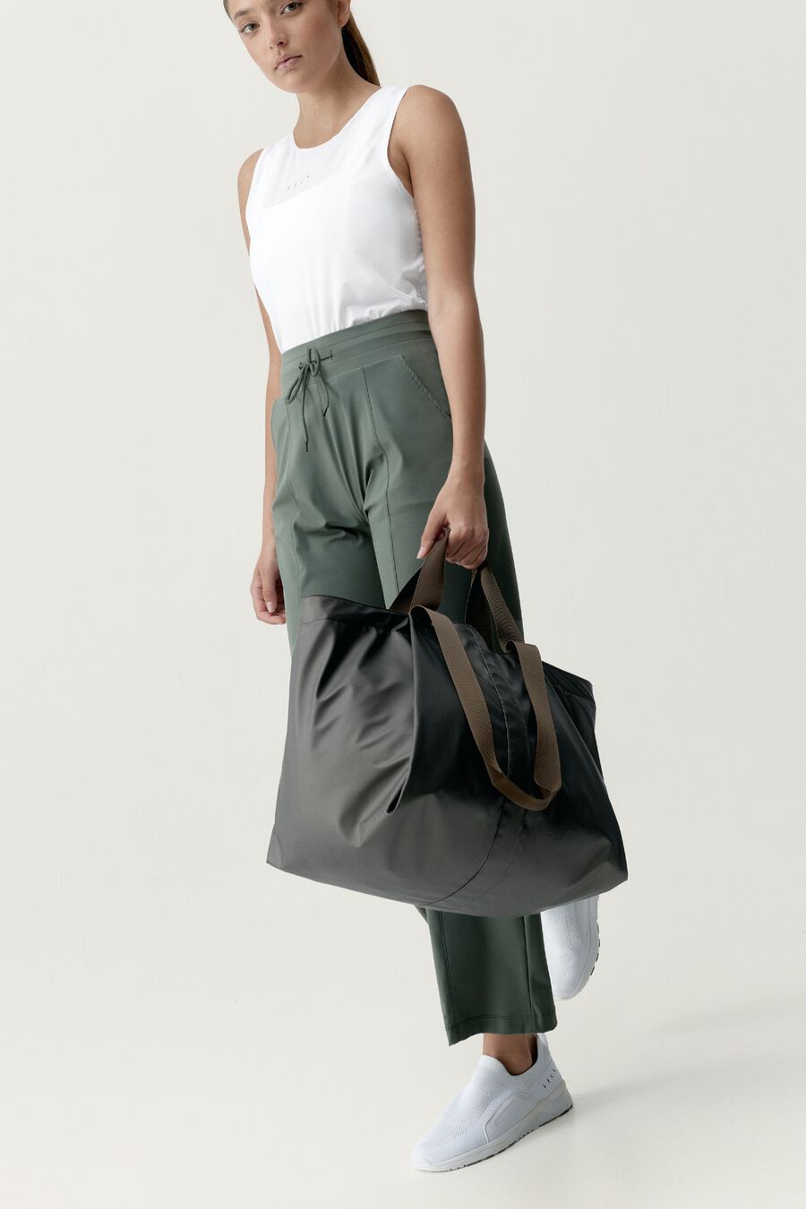 Bolso deportivo Raga caqui