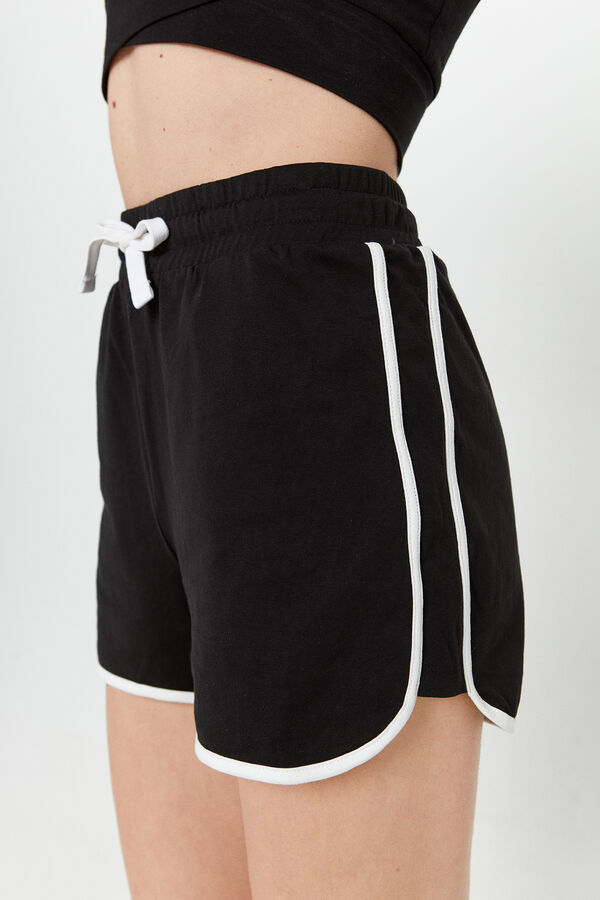 Only Play Essential cotton shorts black