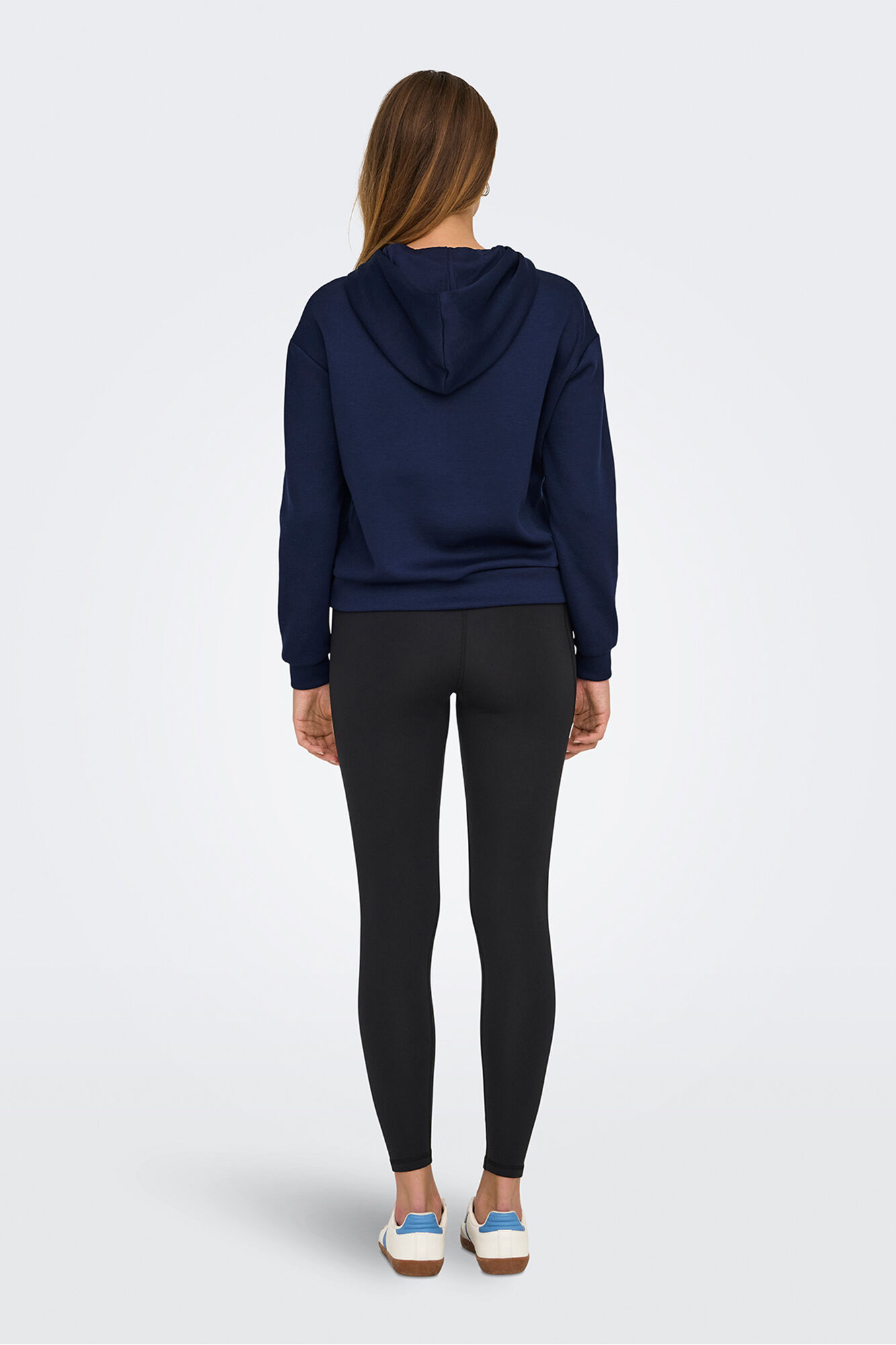 Only Play Sweatshirt b&aacute;sica com capuz