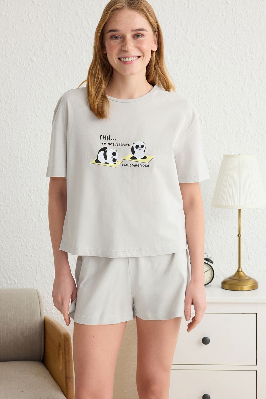 Conjunto de pijama corto pandas