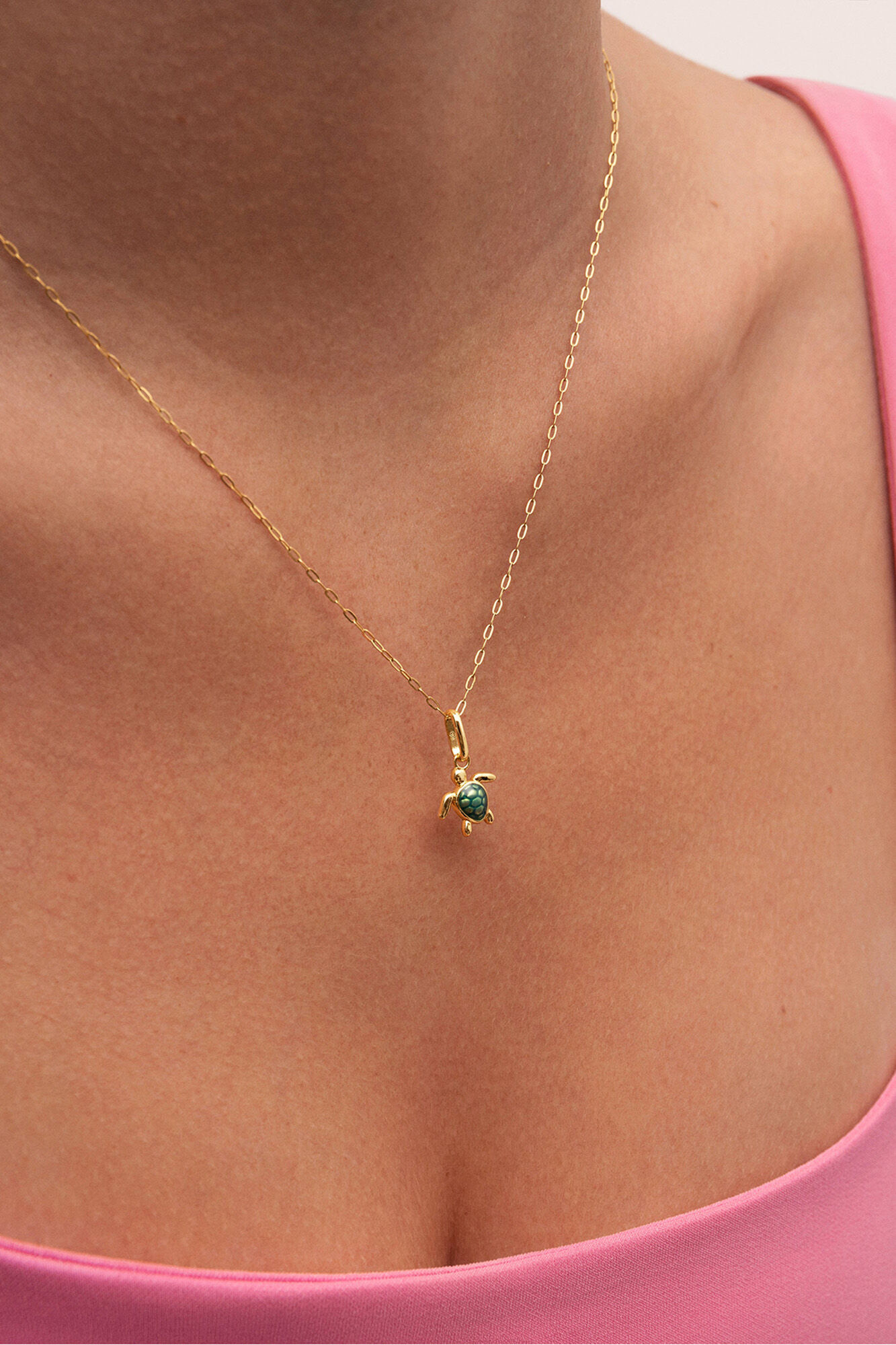 Singularu Charm Tortuga Ba&ntilde;o Oro