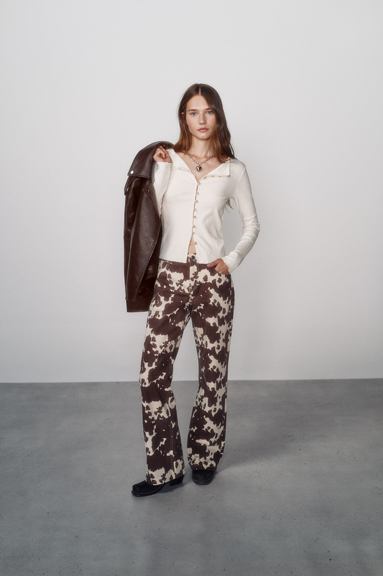 Conjunto de rebeca y jeans