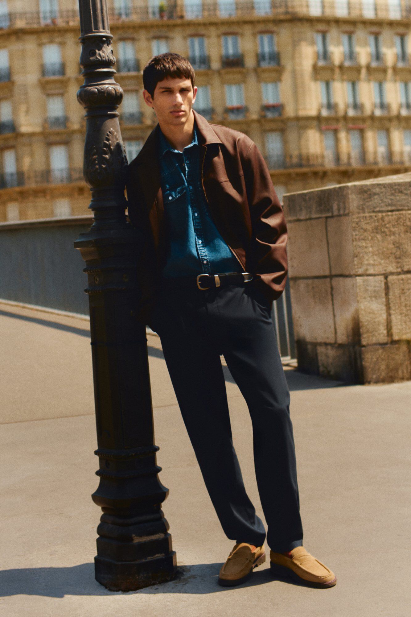 Conjunto de pantal&oacute;n y jersey