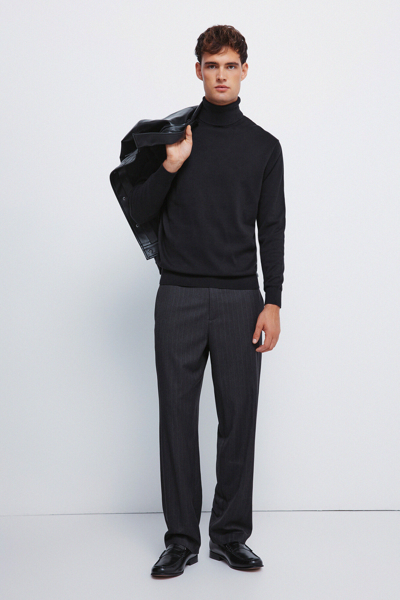 Conjunto de cal&ccedil;a e camisola