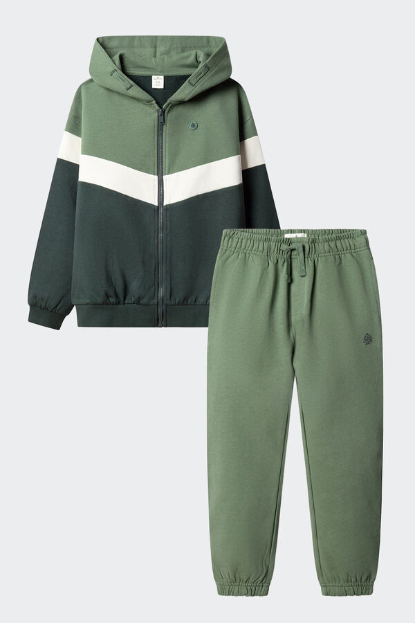 Conjunto de jogger y sudadera