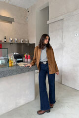 T-Shirt, scarf, belt, blazer and jeans set