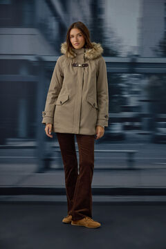 Conjunto de parka y pantal&oacute;n