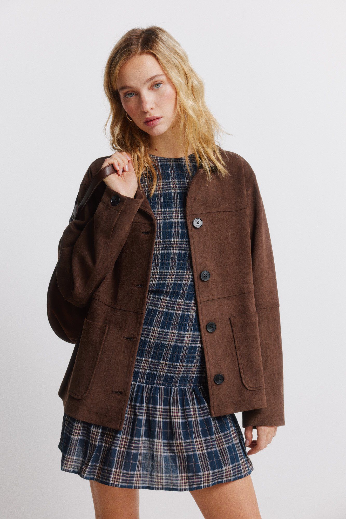 Conjunto de casaco, cal&ccedil;as e camisa