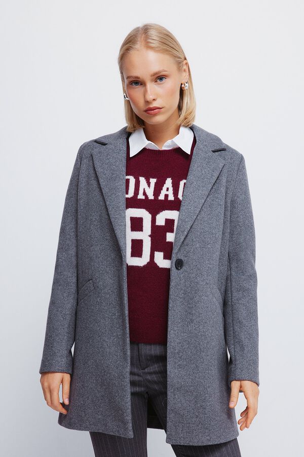 Coat, trousers and jumper set