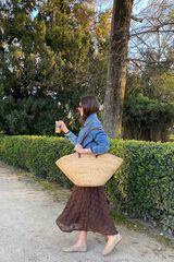 Conjunto de vestido, casaco, r&aacute;fia e sabrinas