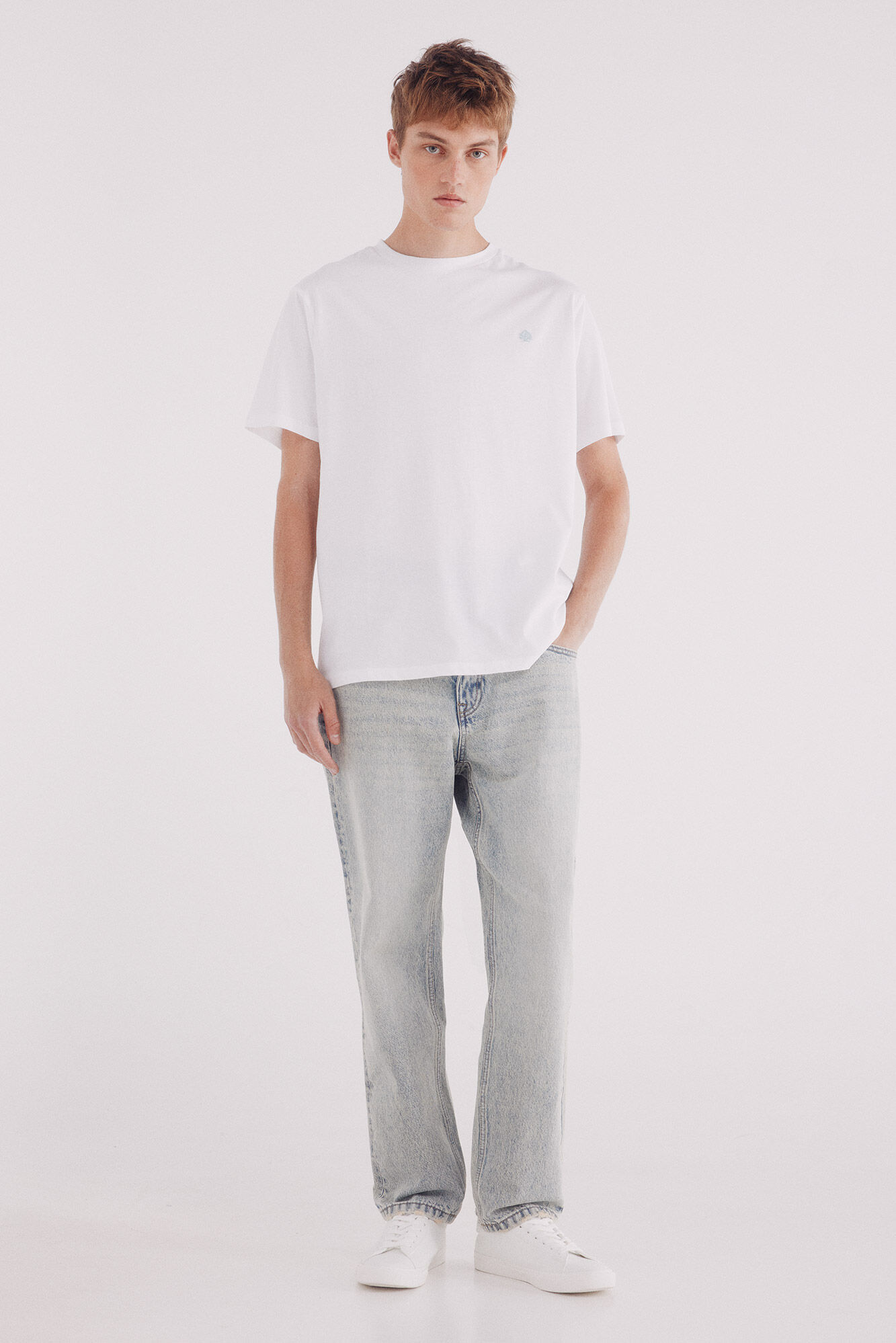 Conjunto de t-shirt e cal&ccedil;a