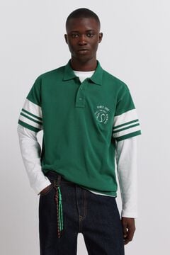 Conjunto de polo y jeans