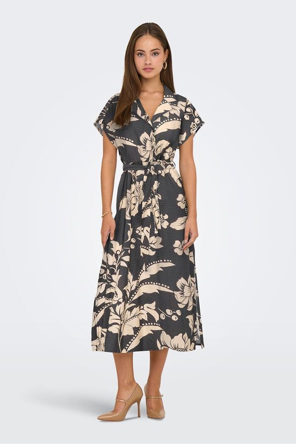 Conjunto de cu&ntilde;as y vestido