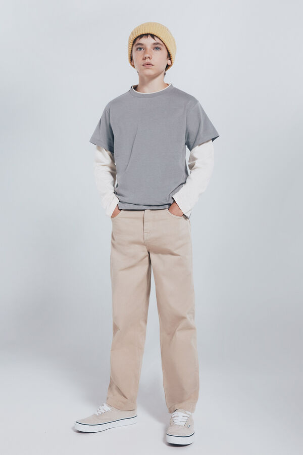 Conjunto de pantal&oacute;n y sudadera