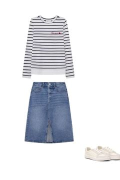 T-Shirt, skirt and trainers set