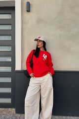 Conjunto de bon&eacute;, sweatshirt e cal&ccedil;as