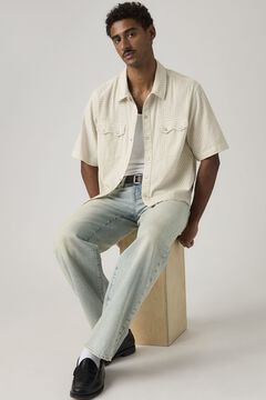 Conjunto de cal&ccedil;a e camisa