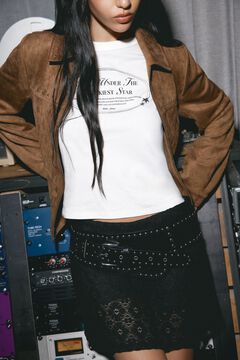 Conjunto de saia, casaco e camisa