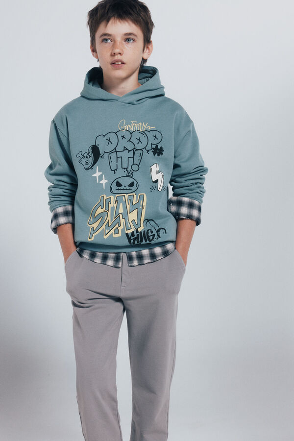 Conjunto de pantal&oacute;n y sudadera