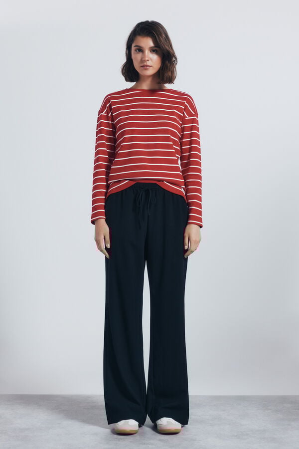 Pants and t-shirt set