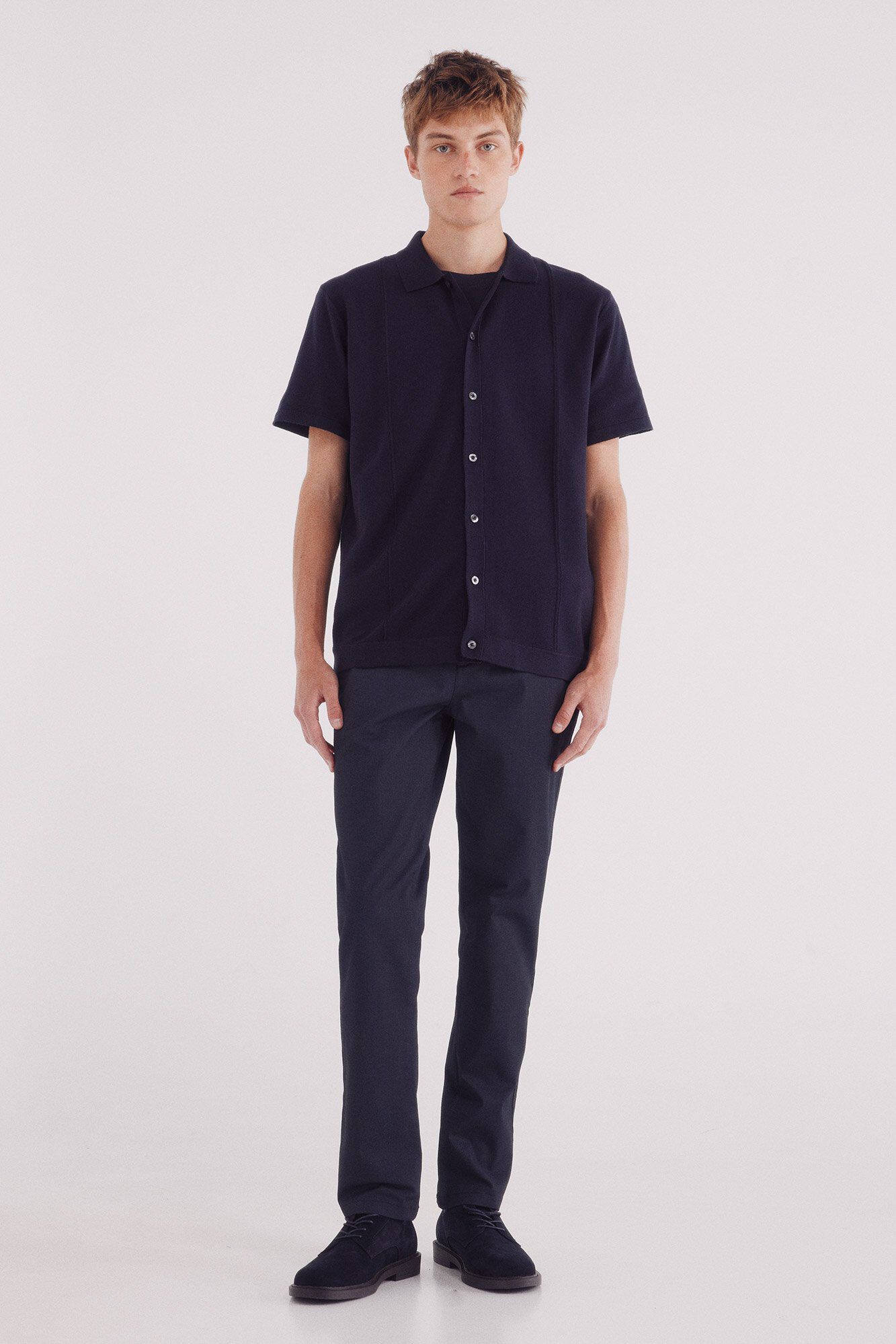 Conjunto de cal&ccedil;a, camisola e blus&atilde;o