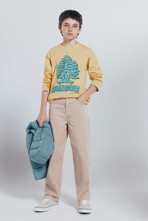 Conjunto de pantal&oacute;n y camiseta