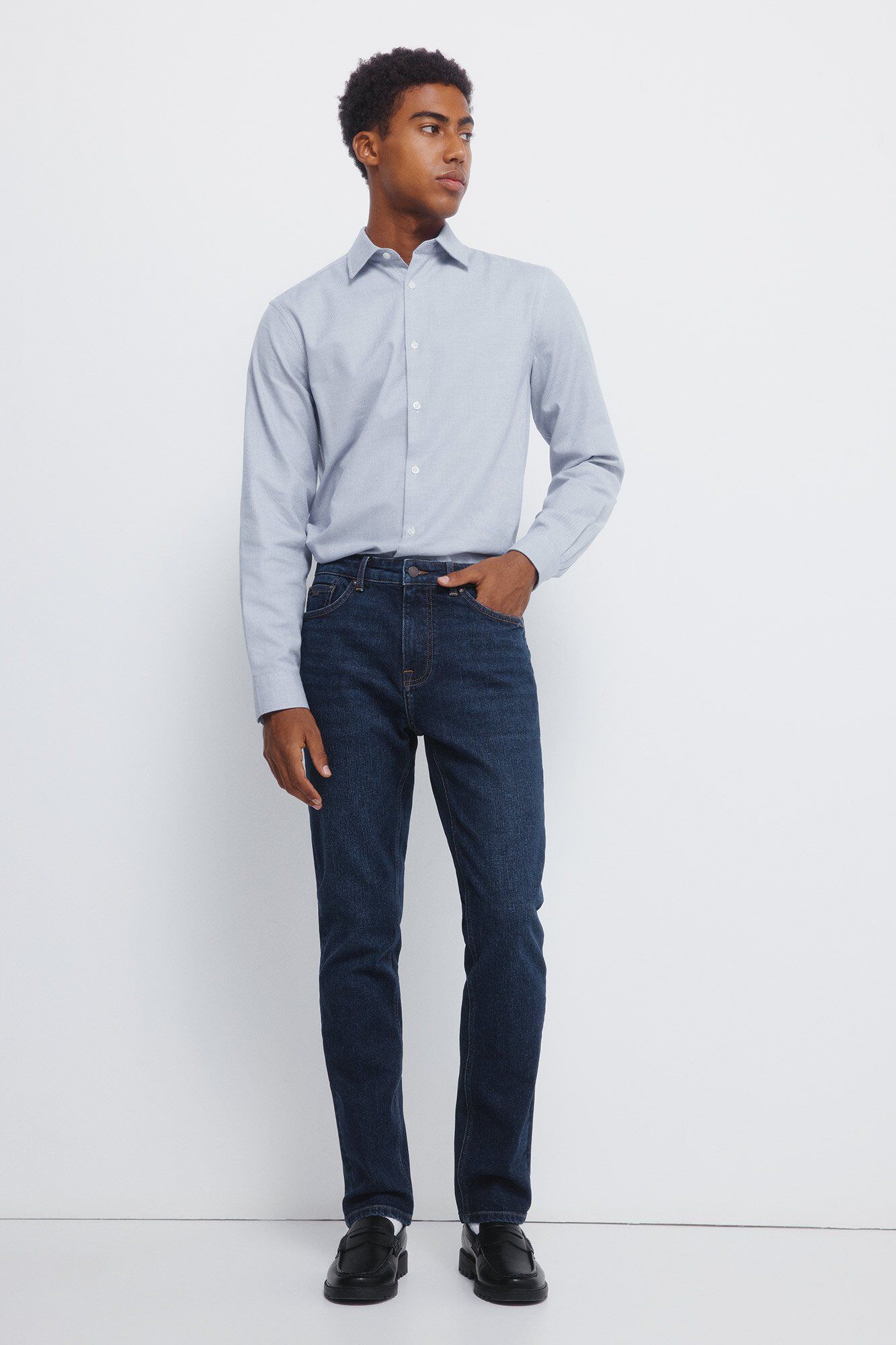 Conjunto de jeans y c&aacute;rdigan