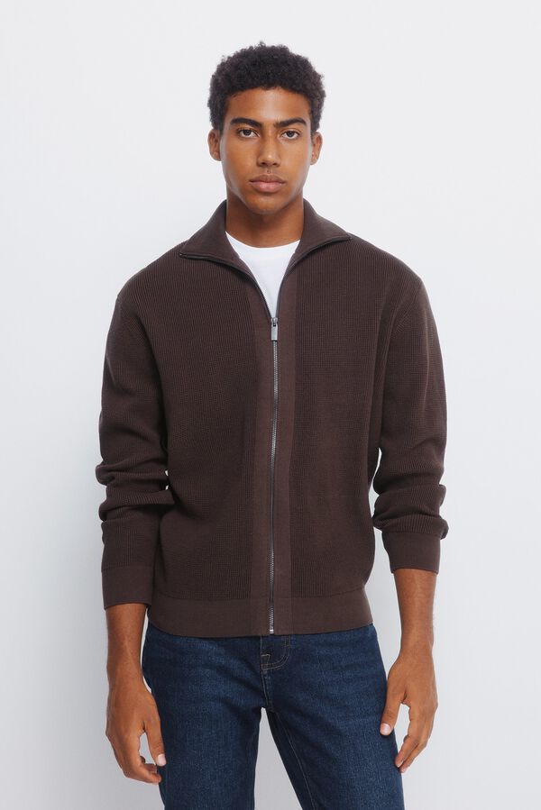 Jeans and cardigan set